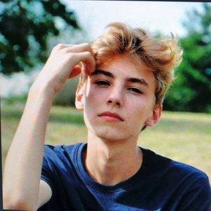 Meet your Posher, Katrina